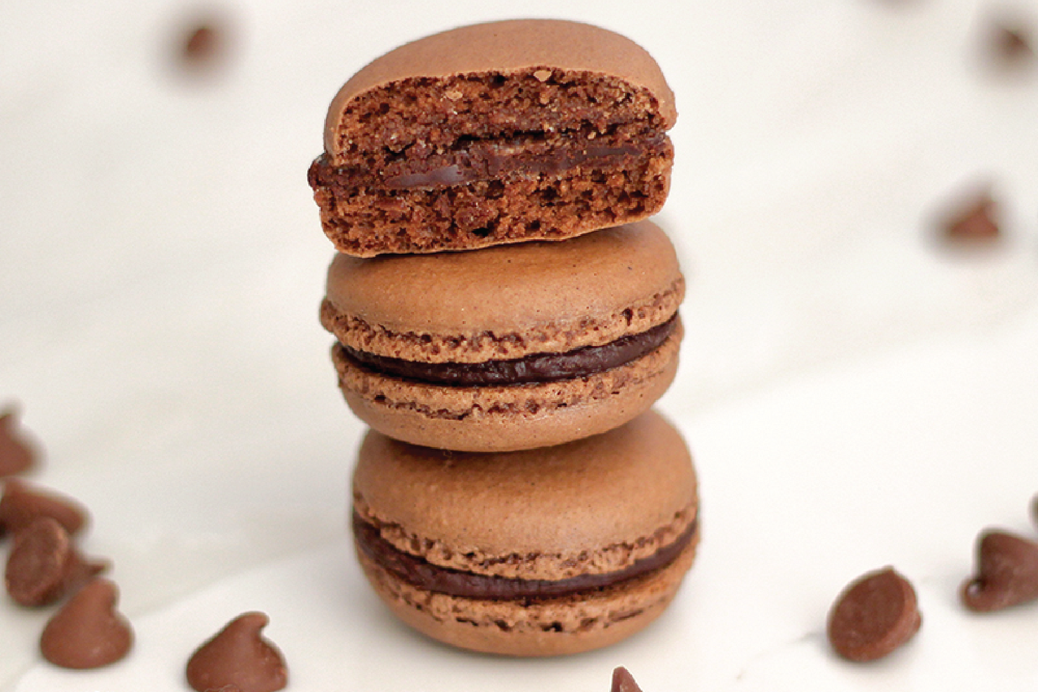 Chocolate Fudge Macarons 🟡