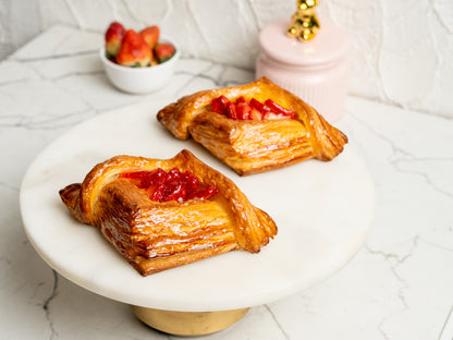 Strawberry Custard Danish 🟢