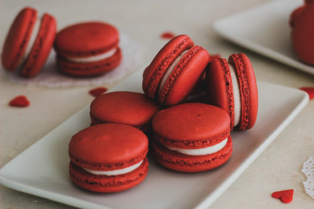 Red Velvet Macarons 🟡